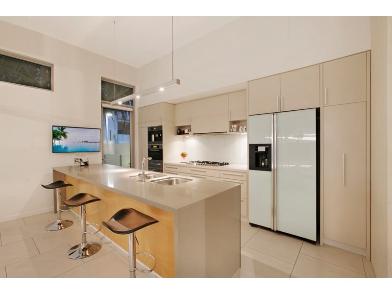 47 Waterline Crescent, Bulimba QLD 4171