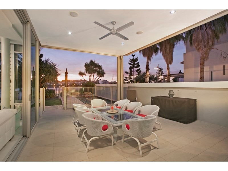 47 Waterline Crescent, Bulimba QLD 4171