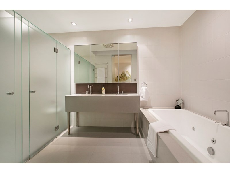 47 Waterline Crescent, Bulimba QLD 4171