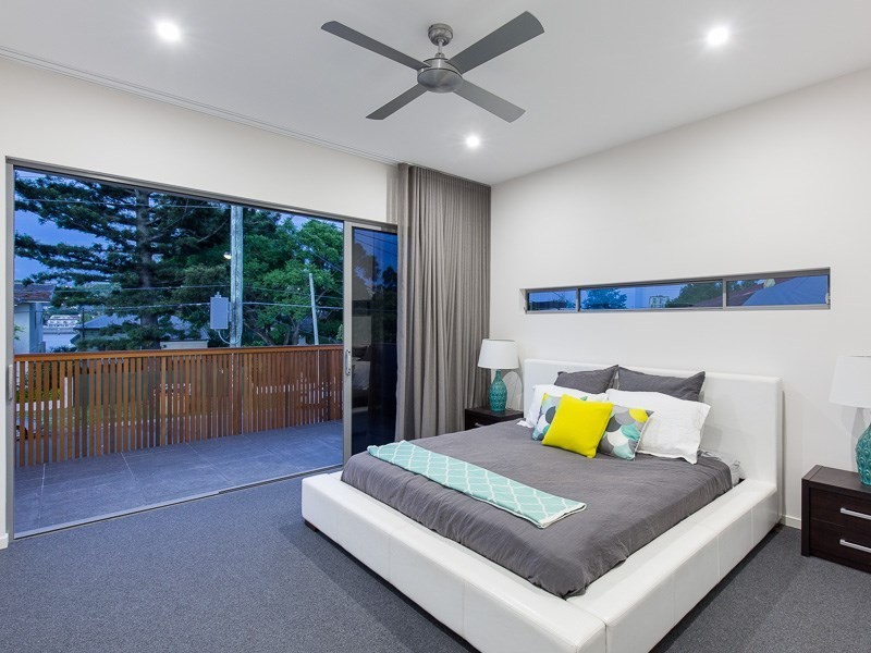 70 McConnell Street, Bulimba QLD 4171