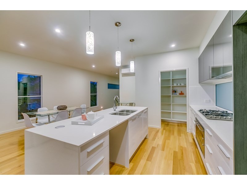 60 Hawkwood Street, Mount Gravatt East QLD 4122