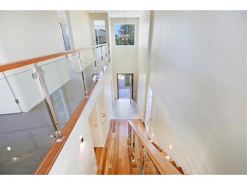 19 Pine Street, Bulimba QLD 4171