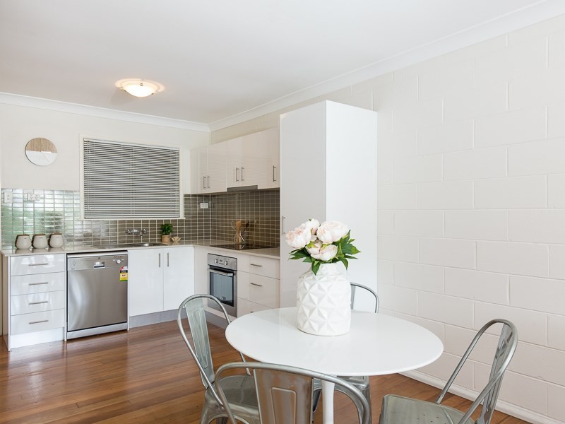 2/6 Ware Street, Annerley QLD 4103