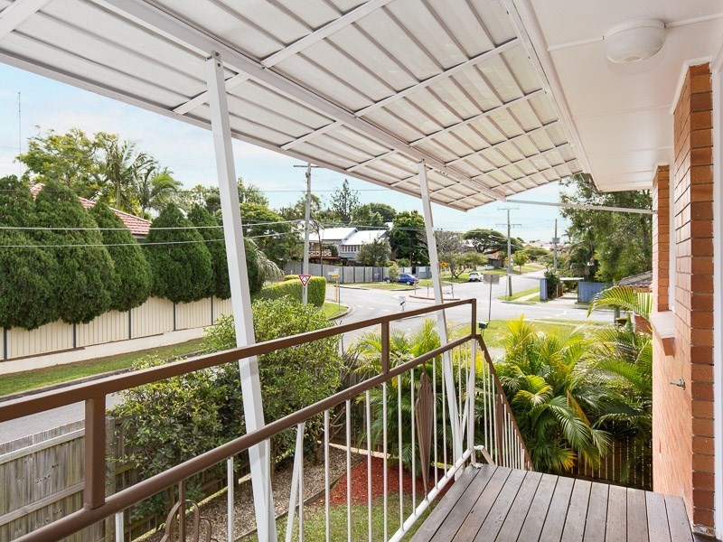 2/6 Ware Street, Annerley QLD 4103