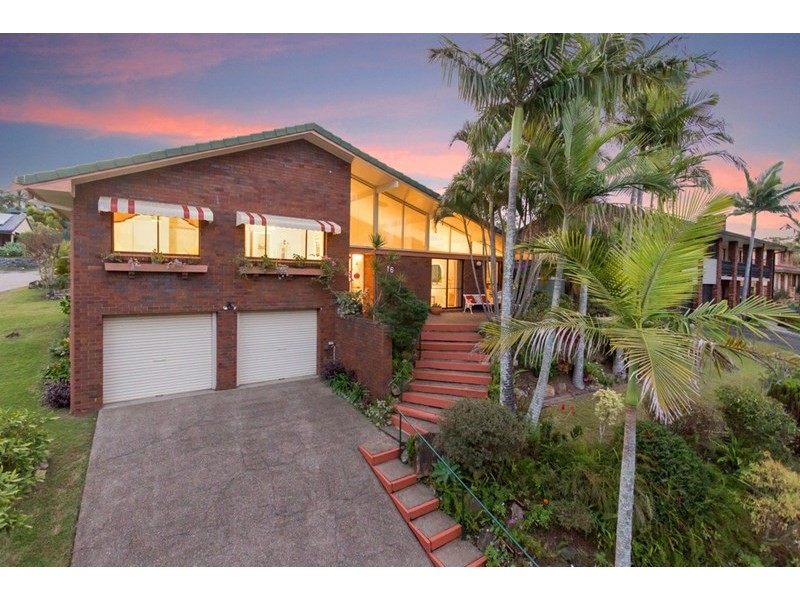 16 Helmsley Court, Carindale QLD 4152