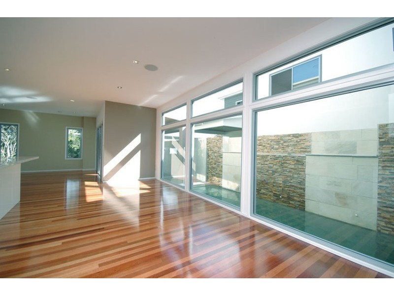 105 Strong Avenue, Graceville QLD 4075