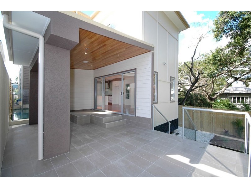 105 Strong Avenue, Graceville QLD 4075