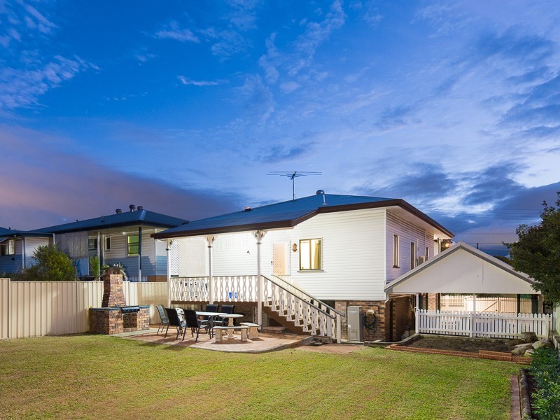 183 Hudson Road, Wooloowin QLD 4030