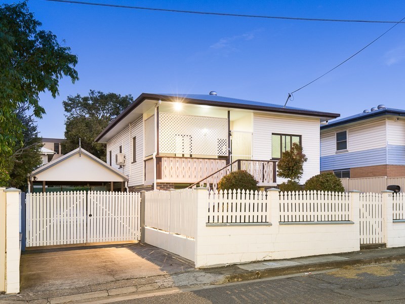 183 Hudson Road, Wooloowin QLD 4030