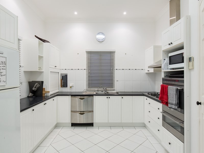 183 Hudson Road, Wooloowin QLD 4030