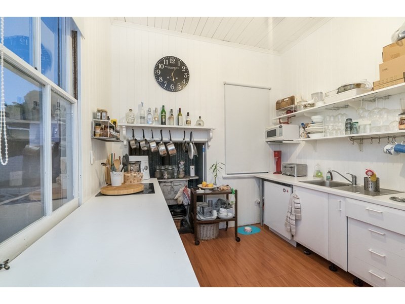 140 Sackville Street, Greenslopes QLD 4120