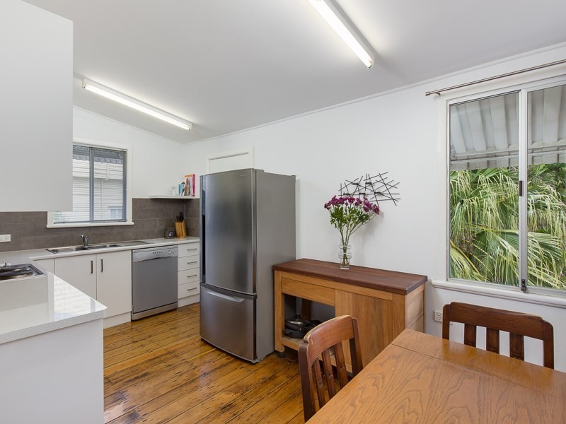 59 Turner Avenue, Fairfield QLD 4103