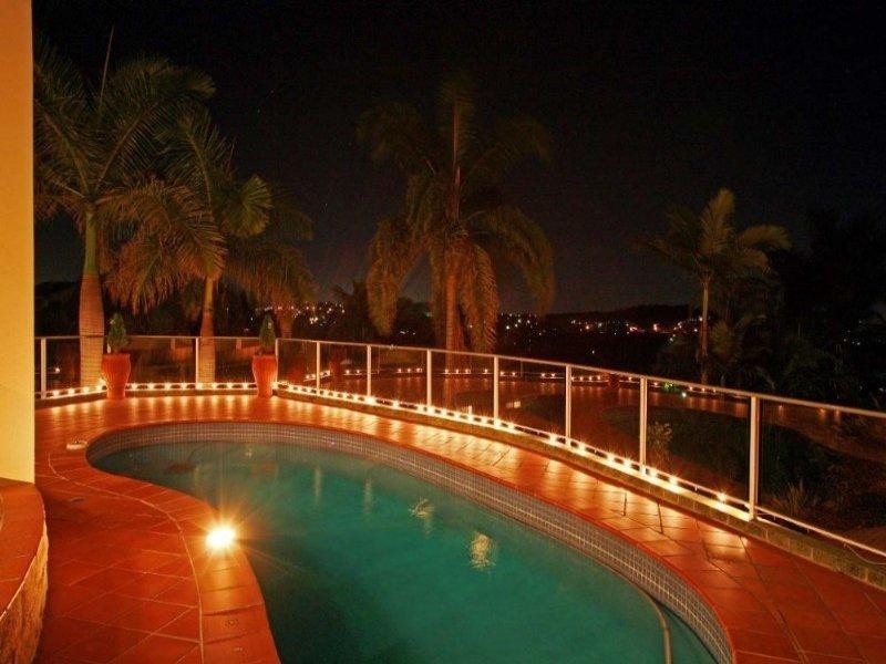 18 Gon Chee Court, Carindale QLD 4152