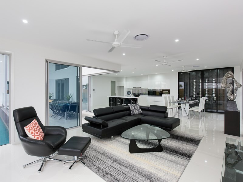 10 Sandringham Street, Clayfield QLD 4011