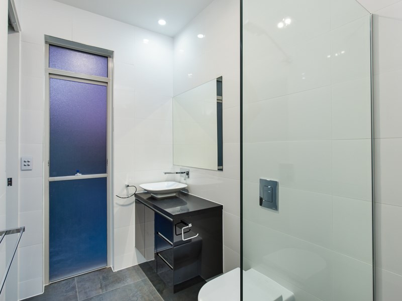 10 Sandringham Street, Clayfield QLD 4011