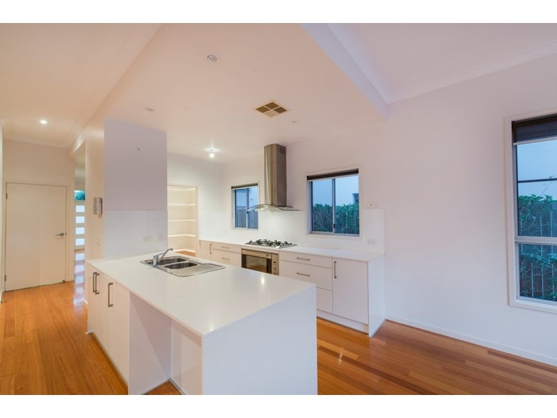 7 Bunya Street, Cannon Hill QLD 4170