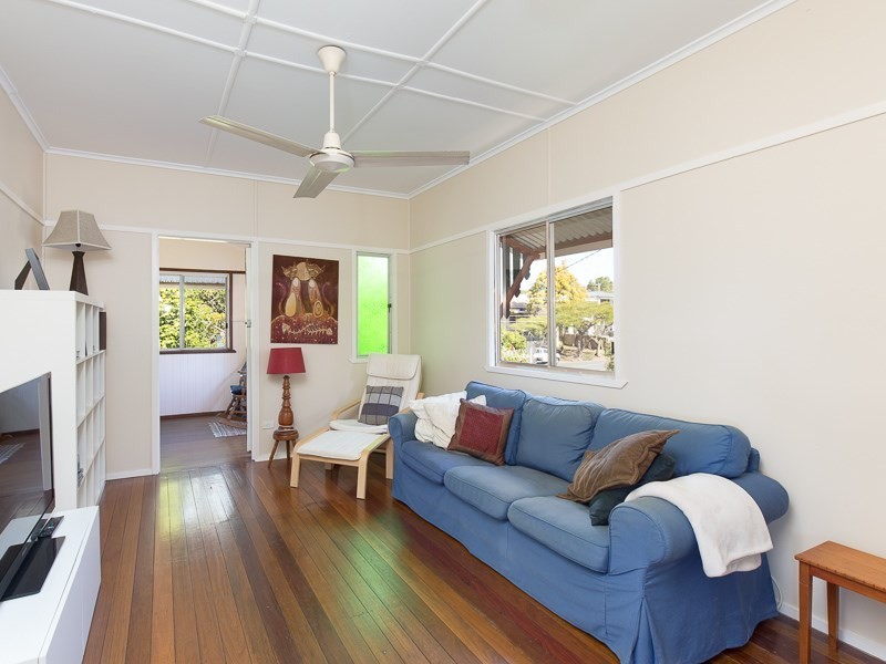 53 Gladstone Street, Coorparoo QLD 4151