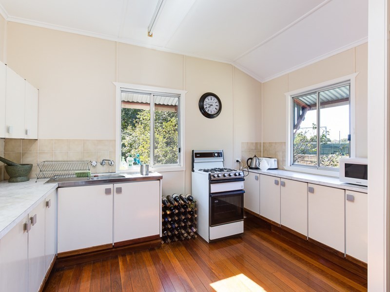 53 Gladstone Street, Coorparoo QLD 4151