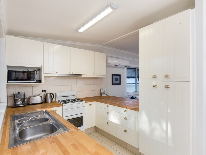 270 Bennetts Road, Norman Park QLD 4170