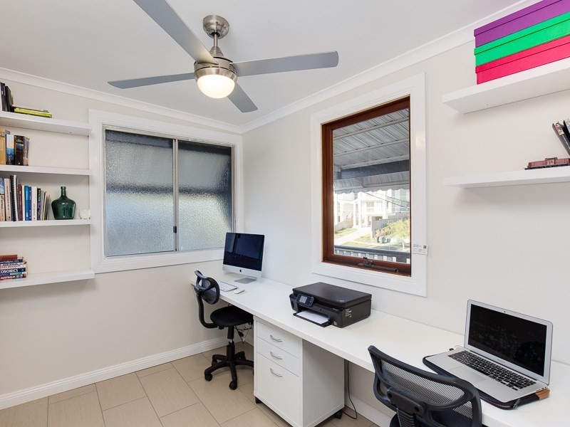 270 Bennetts Road, Norman Park QLD 4170