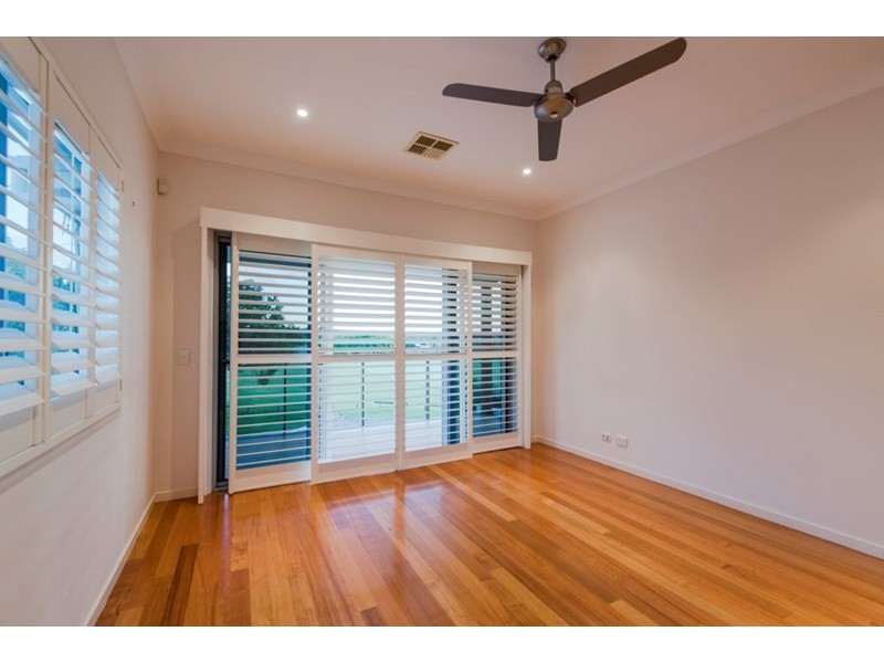 7 Bunya Street, Cannon Hill QLD 4170