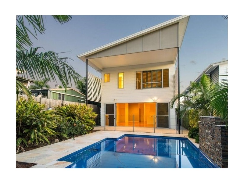 7 Bunya Street, Cannon Hill QLD 4170