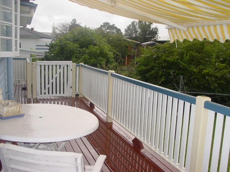 70 Stuart Street, Bulimba QLD 4171