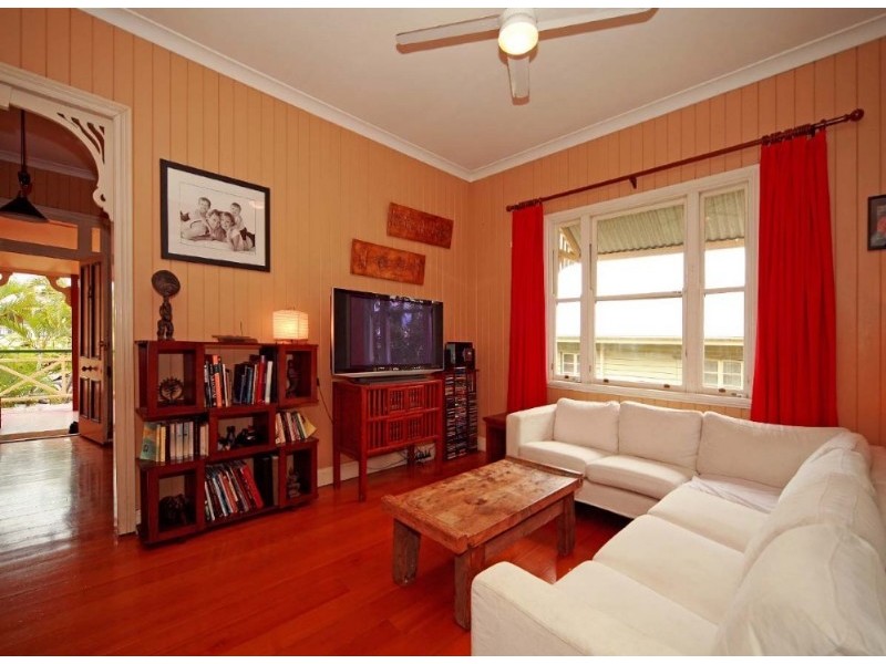 155 Armstrong Road, Cannon Hill QLD 4170