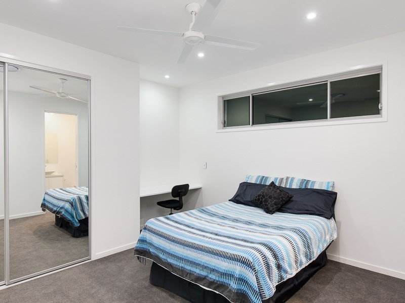 10 Sandringham Street, Clayfield QLD 4011