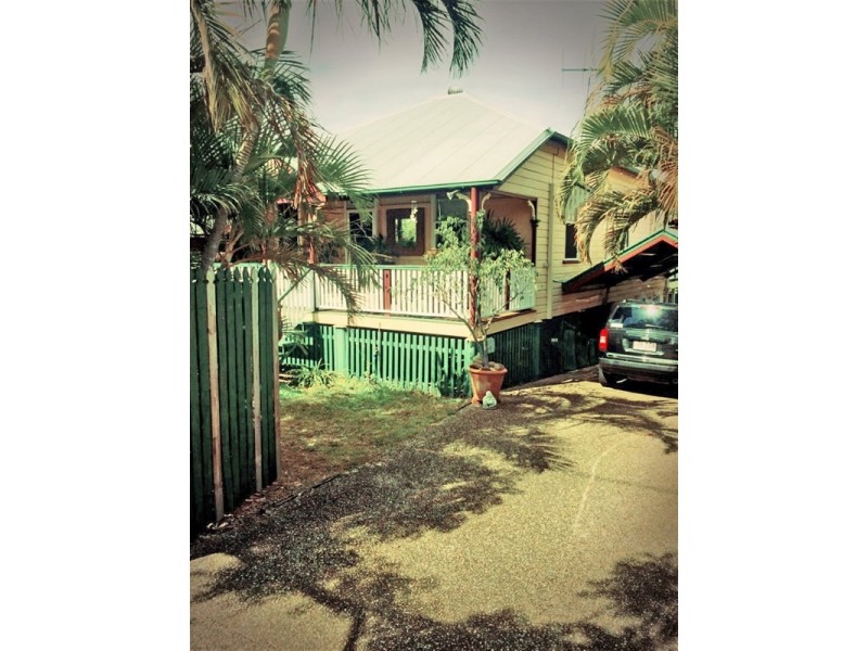 17 Karthina Street, Bulimba QLD 4171