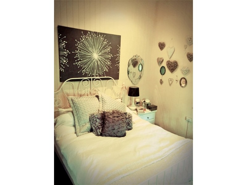 17 Karthina Street, Bulimba QLD 4171