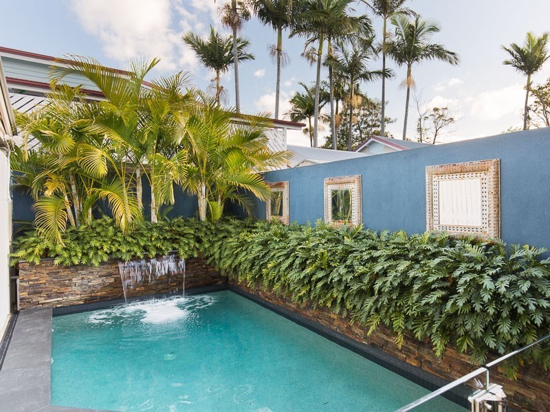 16 Brock Street, Cannon Hill QLD 4170