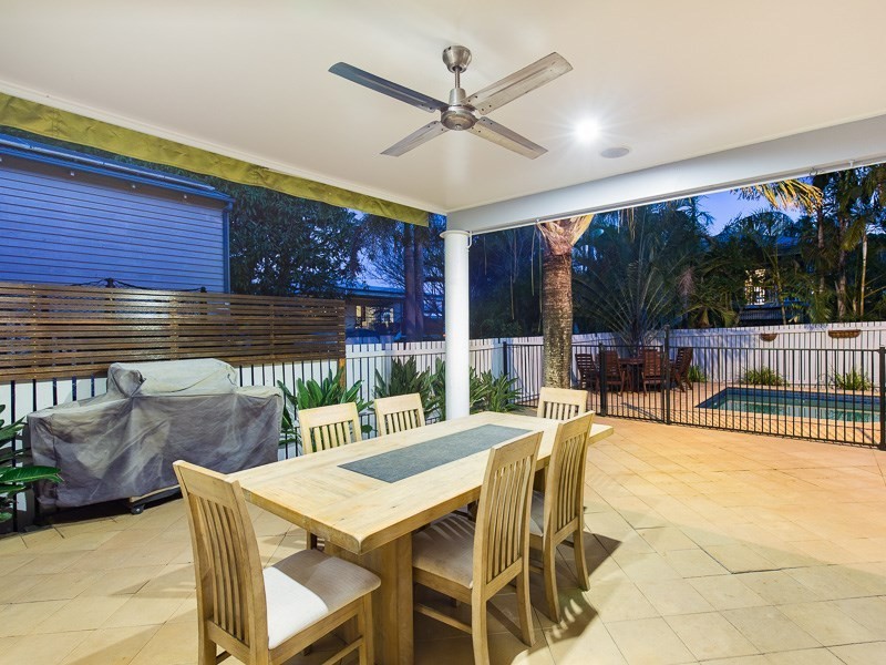 10 Ellesmere Street, Yeronga QLD 4104