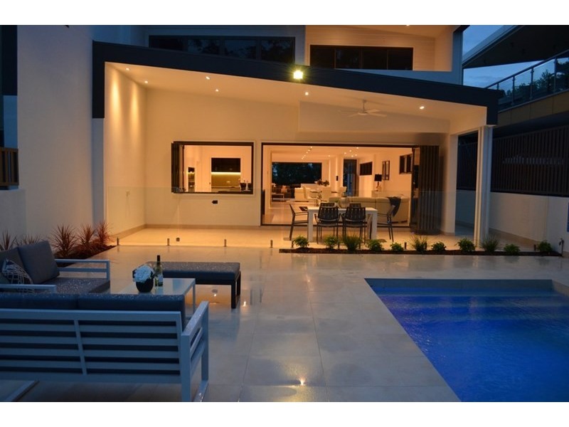 2 Taylor Street, Balmoral QLD 4171