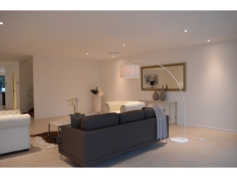 2 Taylor Street, Balmoral QLD 4171