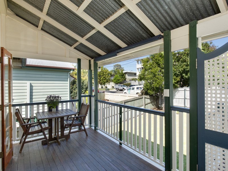 51 Moore Street, Morningside QLD 4170