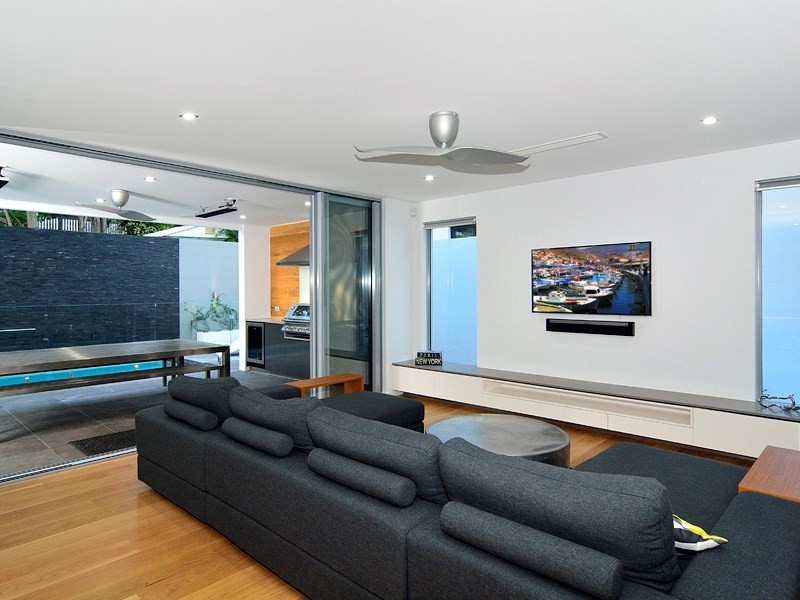 56 Henderson Street, Bulimba QLD 4171