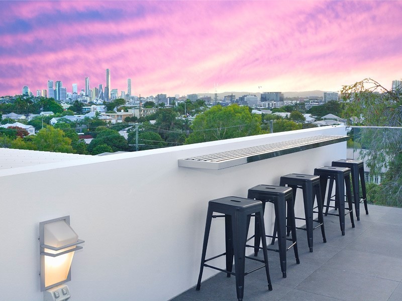 56 Henderson Street, Bulimba QLD 4171