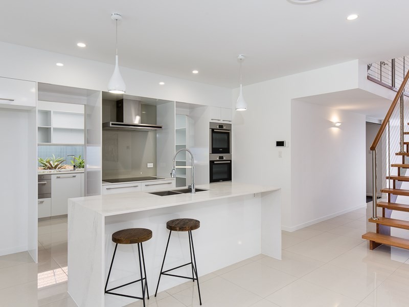 27 Ferol Street, Coorparoo QLD 4151