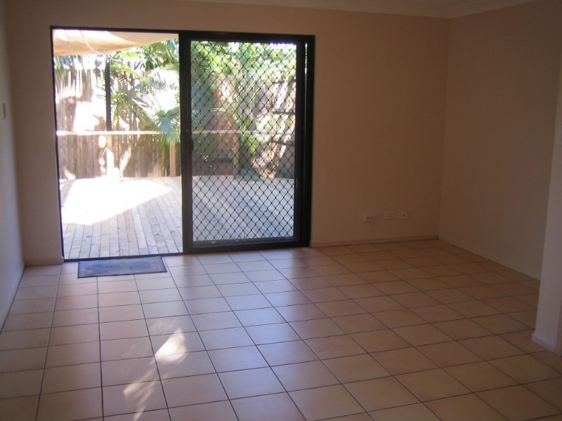 3/77 Bilyana Street, Balmoral QLD 4171