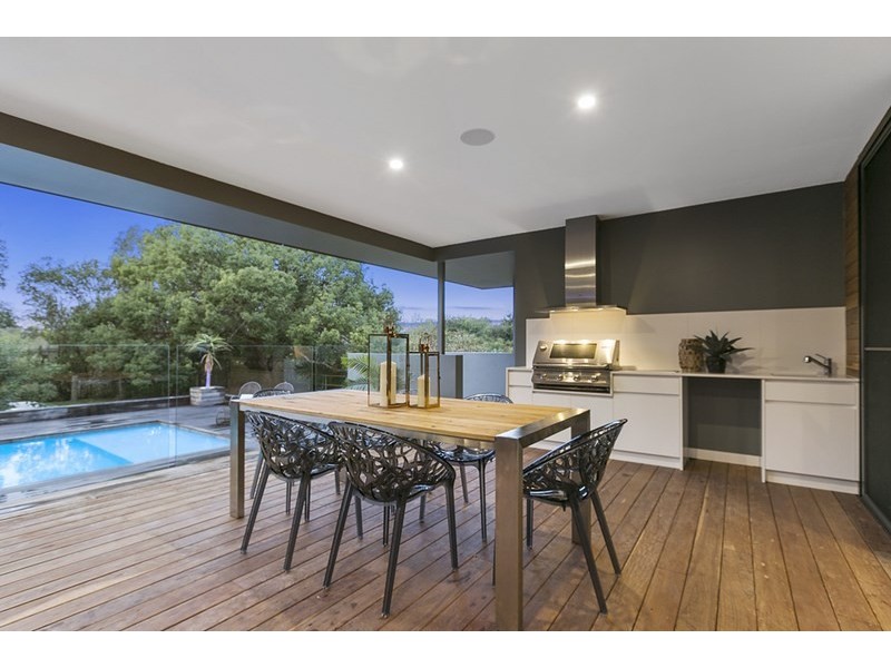 145 Barwon Street, Morningside QLD 4170