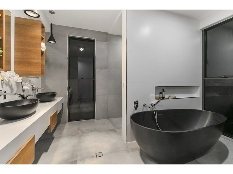 145 Barwon Street, Morningside QLD 4170