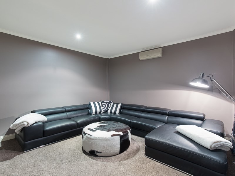 31 Dilkera Street, Balmoral QLD 4171