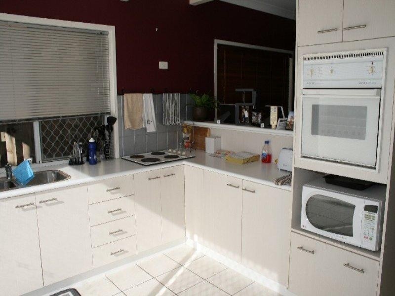 20 Hillside Crescent, Seven Hills QLD 4170