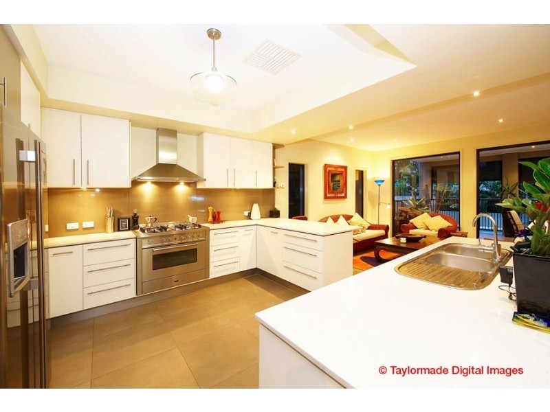 54 Stuart Street, Bulimba QLD 4171