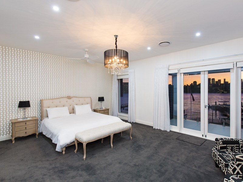 20 Scott Street, Hawthorne QLD 4171