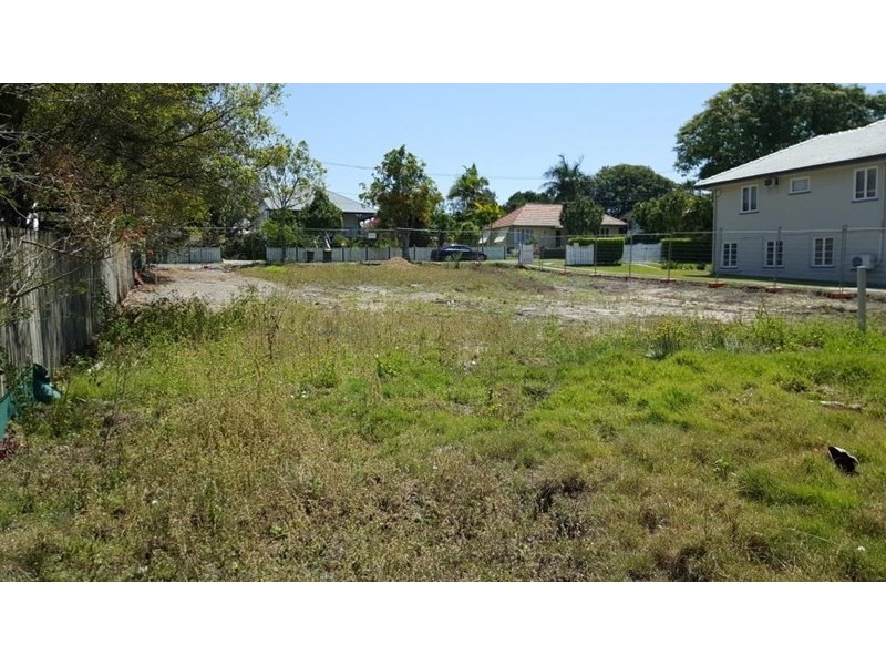 27 Armstrong Road, Cannon Hill QLD 4170