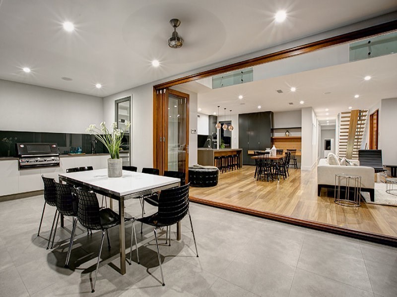 105 Fifth Avenue, Balmoral QLD 4171