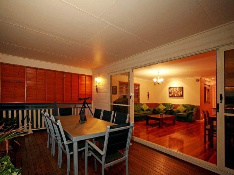 537 Tingal Road, Wynnum QLD 4178