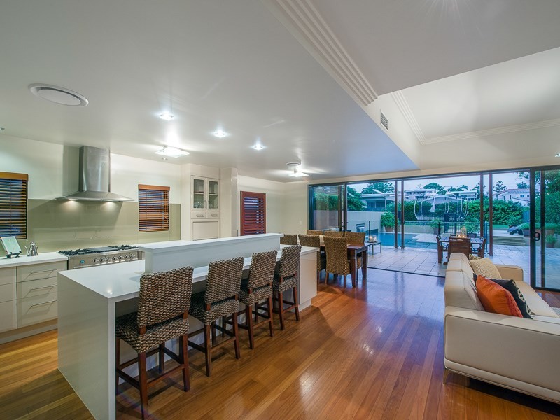 203 Agnew Street, Morningside QLD 4170